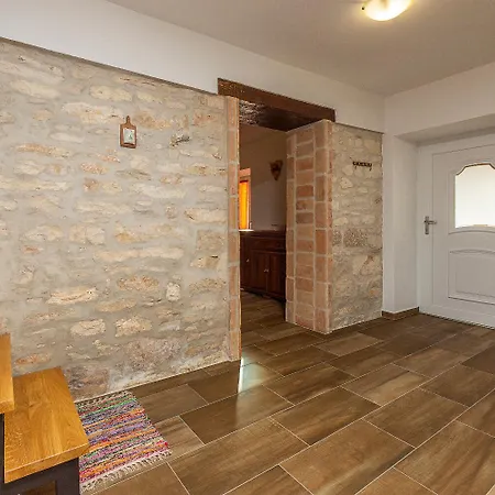 House Edo بيت للعطل