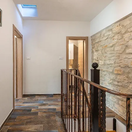 House Edo * Svetvinčenat